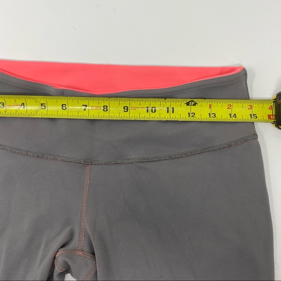 Lululemon Grey Reversible Wunder Under Leggings 10 - Picture 3 of 9